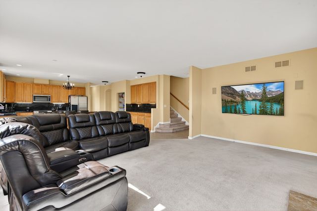 359 W Asbury Drive, Round Lake, IL 60073