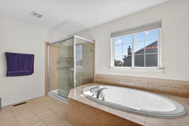 359 W Asbury Drive, Round Lake, IL 60073