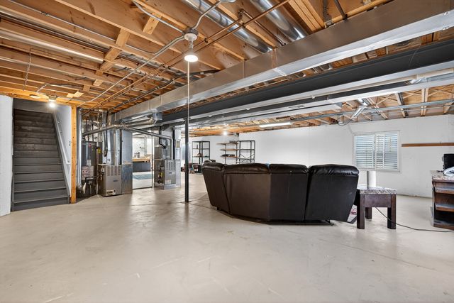 359 W Asbury Drive, Round Lake, IL 60073