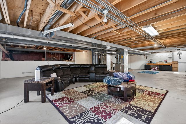 359 W Asbury Drive, Round Lake, IL 60073