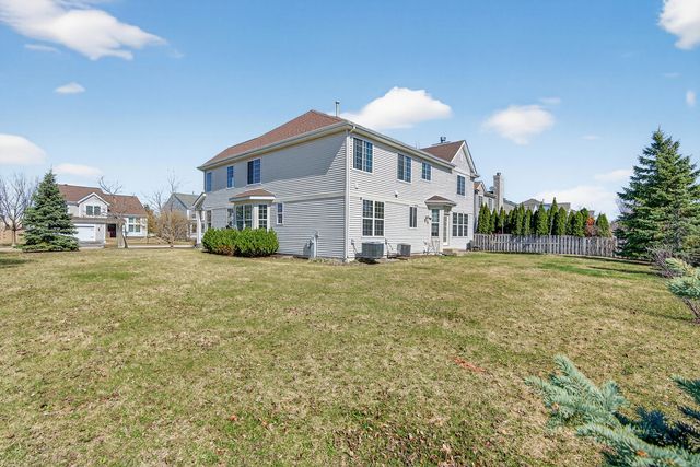 359 W Asbury Drive, Round Lake, IL 60073