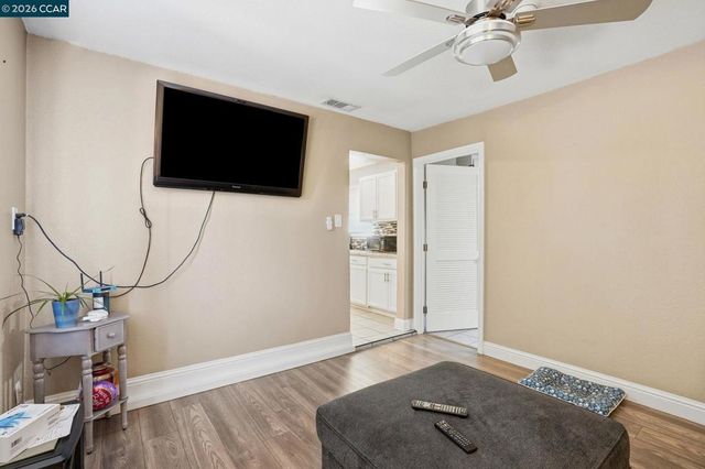 322 E Tregallas Rd, Antioch, CA 94509