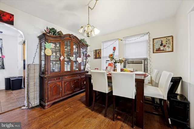 123 HIGH ST, Sharon Hill, PA 19079