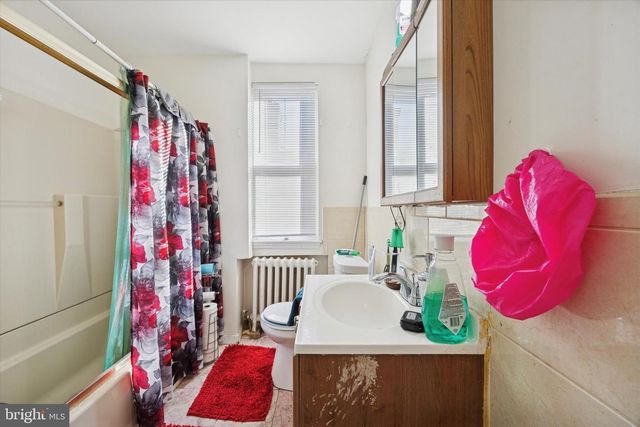 123 HIGH ST, Sharon Hill, PA 19079