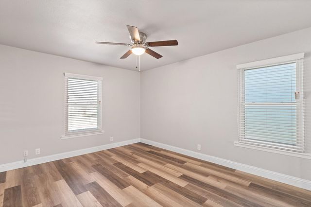 423 E Morton Street, Denison, TX 75021