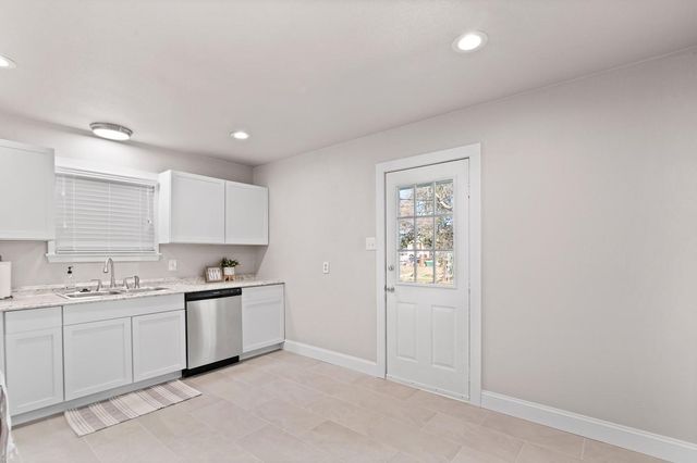 423 E Morton Street, Denison, TX 75021