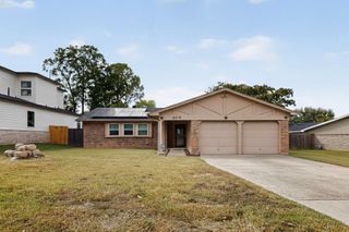 2412 Jewell Drive, Arlington, TX 76016