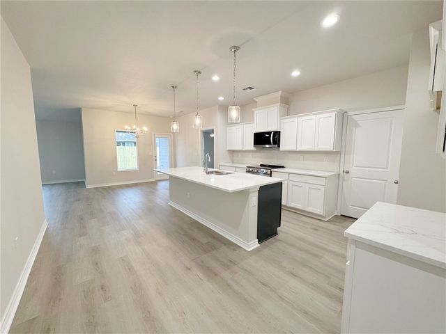 9202 Neesa Dr, Corpus Christi, TX 78410