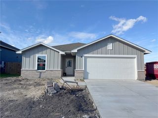 9202 Neesa Dr, Corpus Christi, TX 78410