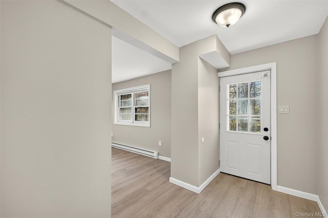 34 Round Hill Road, Walden, NY 12586