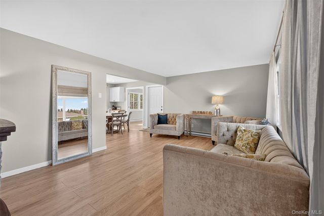 34 Round Hill Road, Walden, NY 12586