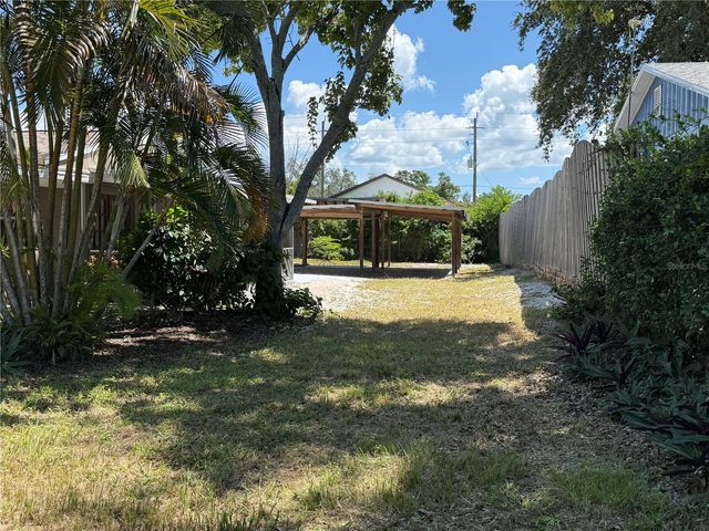 412 RIVER BOULEVARD S, Nokomis, FL 34275