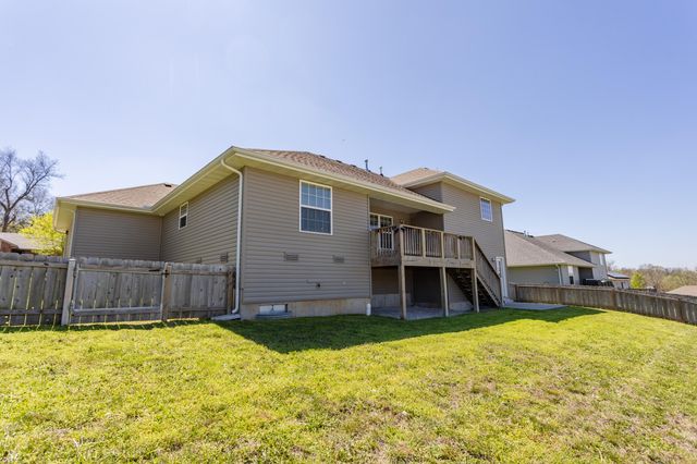 1929 W Springdale Street, Springfield, MO 65803