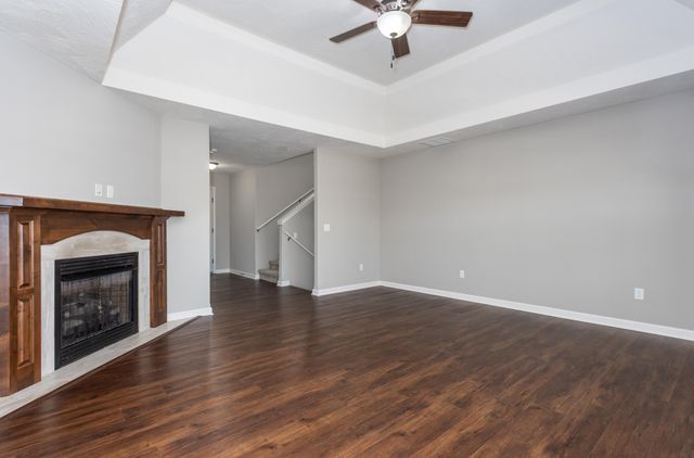1929 W Springdale Street, Springfield, MO 65803