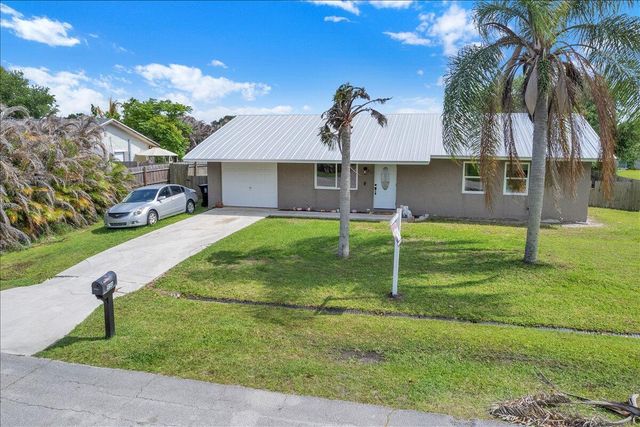 956 SE Browning Avenue, Port St. Lucie, FL 34983