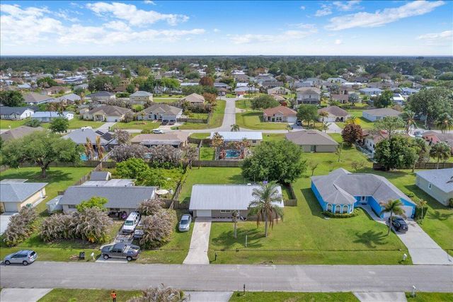 956 SE Browning Avenue, Port St. Lucie, FL 34983