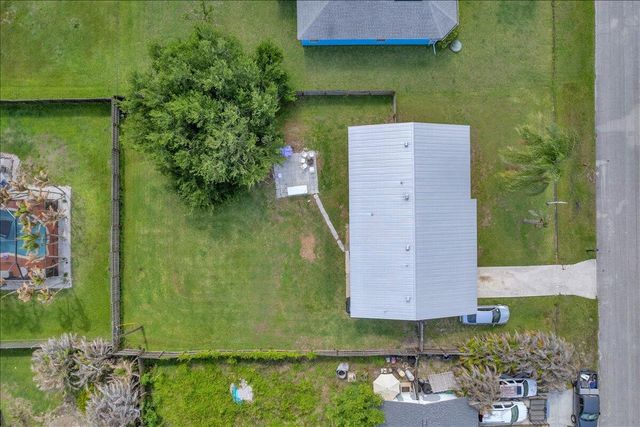 956 SE Browning Avenue, Port St. Lucie, FL 34983