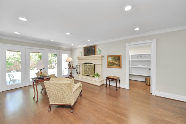 1114 W Cottage Street, Houston, TX 77009