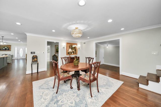 1114 W Cottage Street, Houston, TX 77009