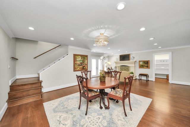 1114 W Cottage Street, Houston, TX 77009