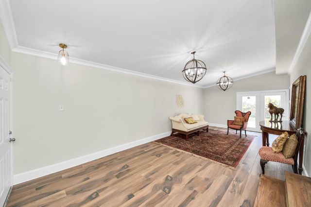 1114 W Cottage Street, Houston, TX 77009