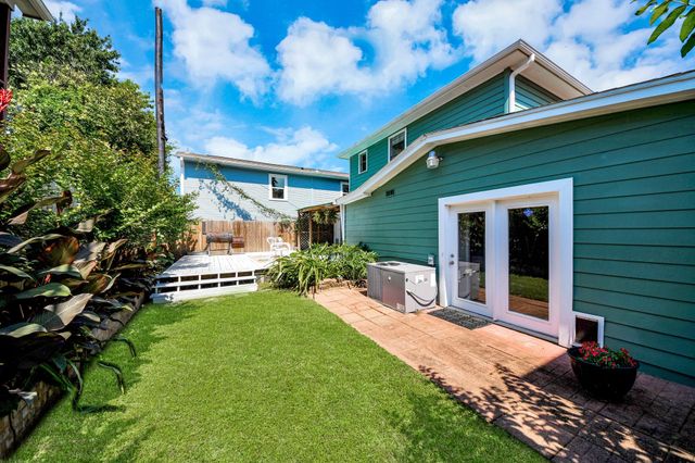 1114 W Cottage Street, Houston, TX 77009