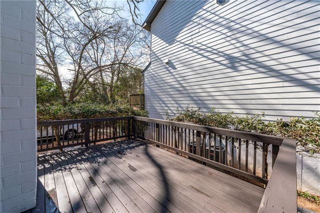 2415 Charleston Oaks Lane, Decatur, GA 30030