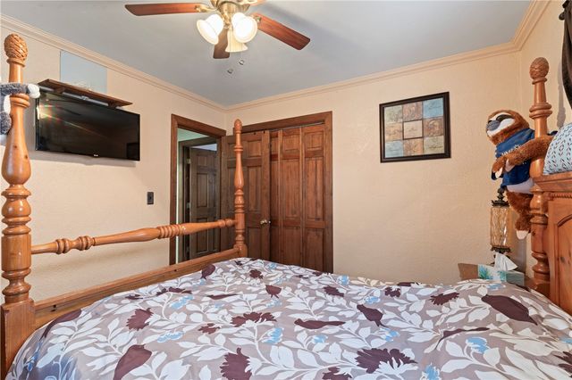 104 Allison Dr, Brighton Twp, PA 15009