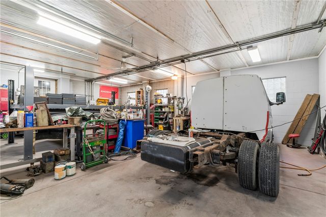 104 Allison Dr, Brighton Twp, PA 15009