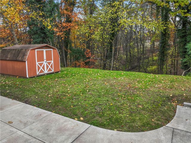 104 Allison Dr, Brighton Twp, PA 15009