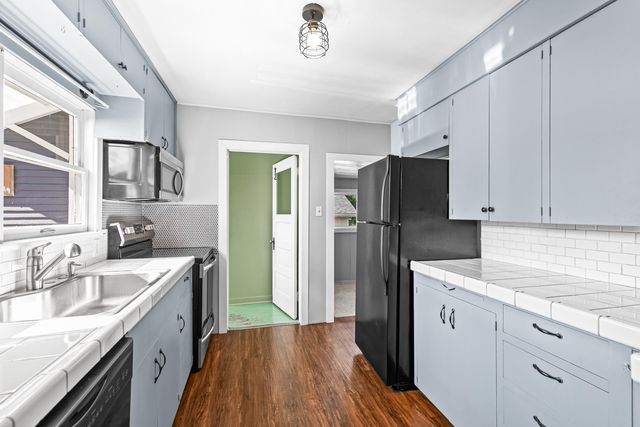 946 NE 12th Street, Grants Pass, OR 97526