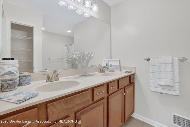 4024 Sierra Heights 60, Holt, MI 48842