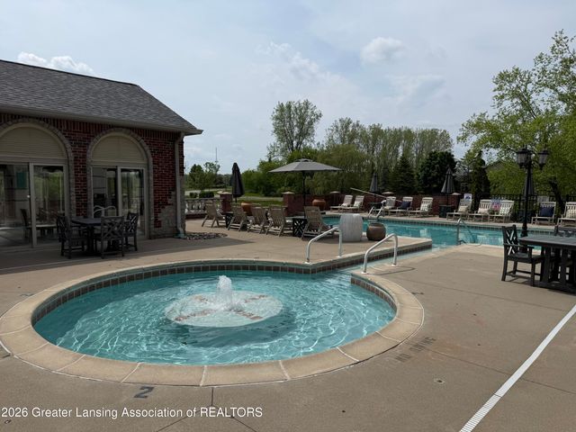 4024 Sierra Heights 60, Holt, MI 48842