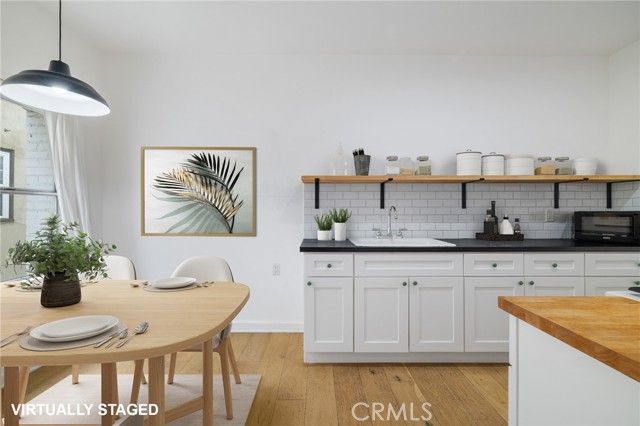 211 S Berendo Street 3, Los Angeles, CA 90004