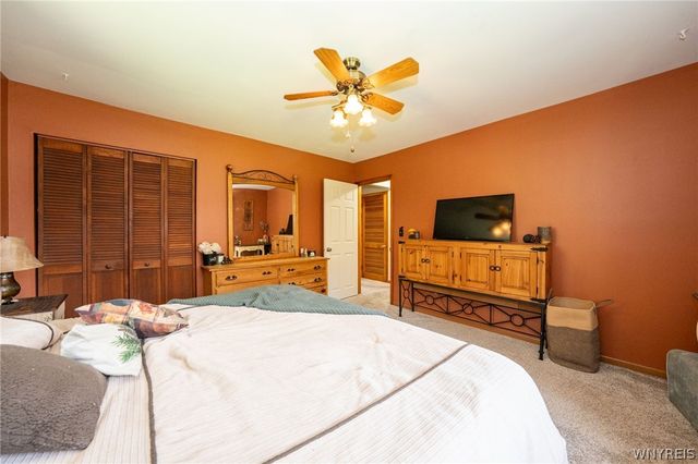 335 Capitol, Holland, NY 14080