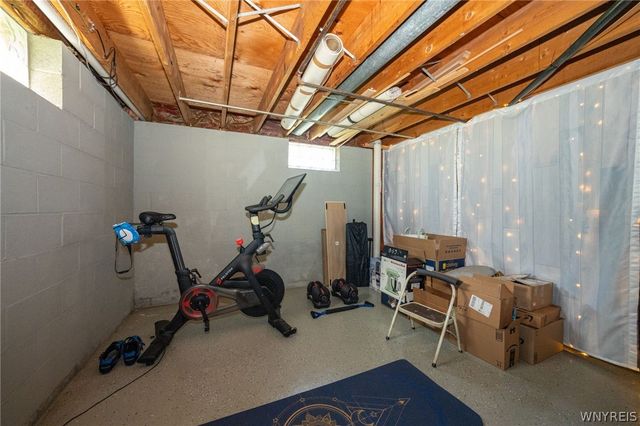 335 Capitol, Holland, NY 14080