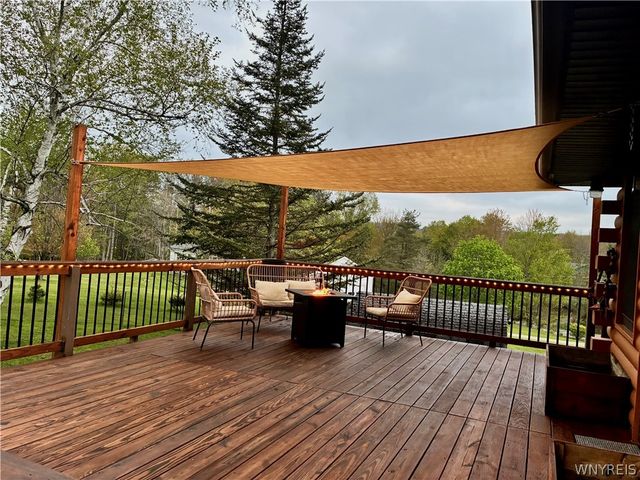 335 Capitol, Holland, NY 14080
