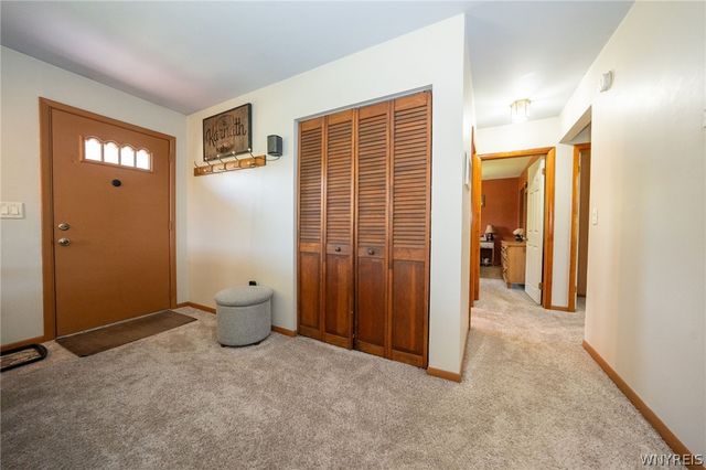 335 Capitol, Holland, NY 14080
