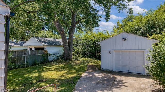 5803 Morningside Drive, Parma, OH 44129