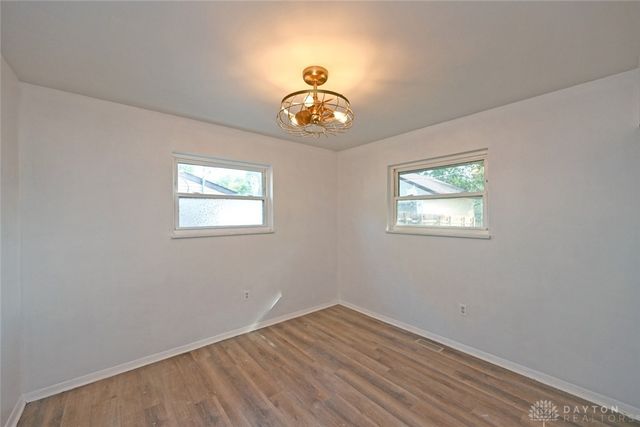 136 Bronwood Street, New Lebanon, OH 45345