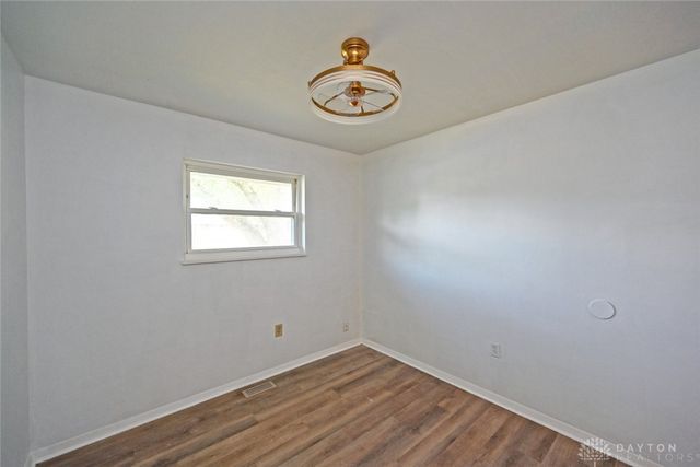 136 Bronwood Street, New Lebanon, OH 45345