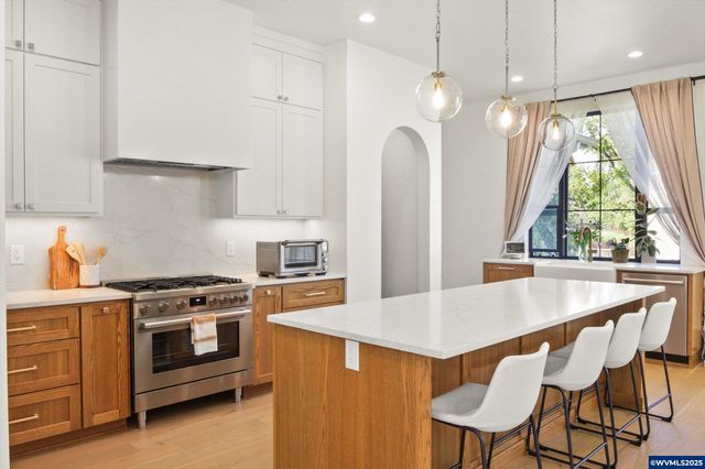 3302 Felton St S, Salem, OR 97302