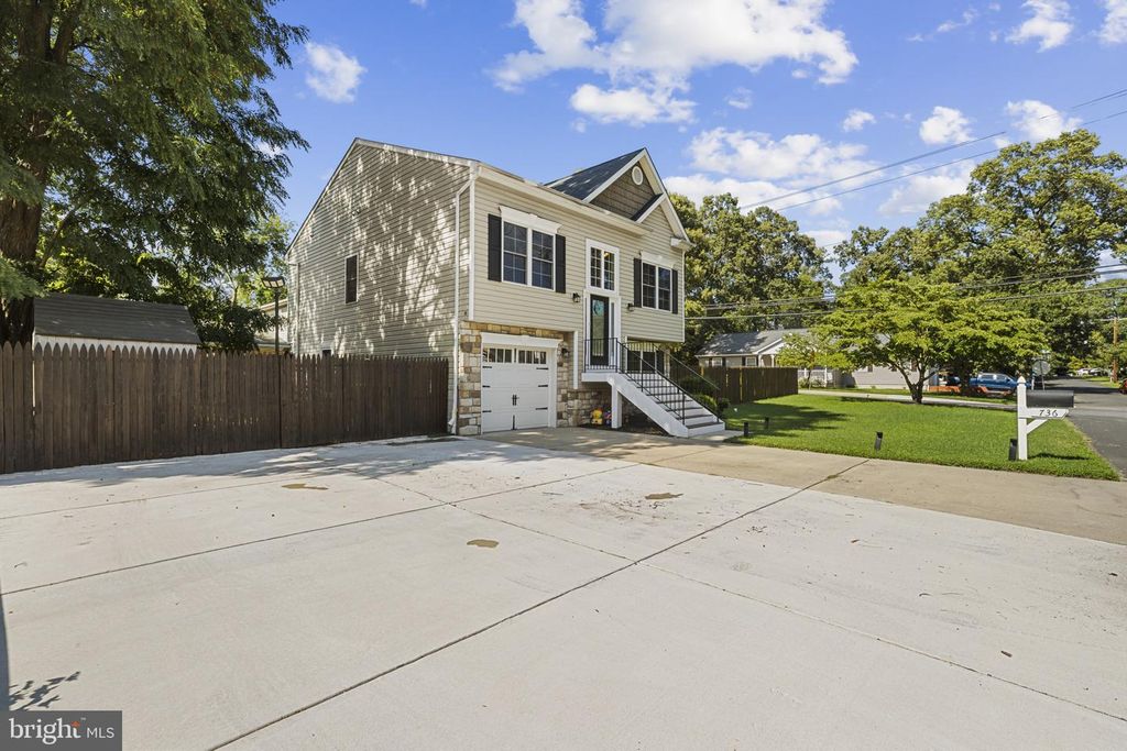 736 213TH ST, Pasadena, MD 21122