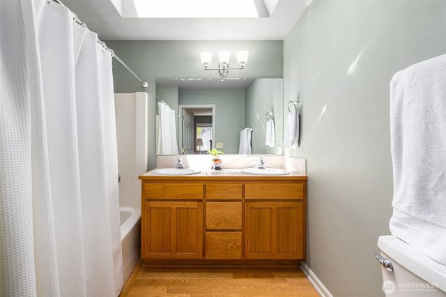 2205 Cranes Landing Drive, Greenbank, WA 98253