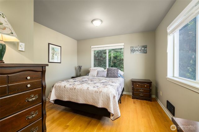 2205 Cranes Landing Drive, Greenbank, WA 98253