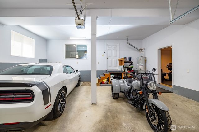2205 Cranes Landing Drive, Greenbank, WA 98253