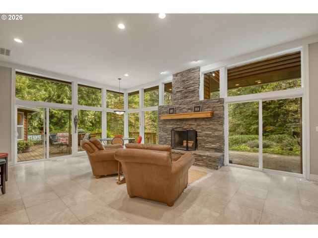 56888 Nw STRASSEL Rd, Forest Grove, OR 97116