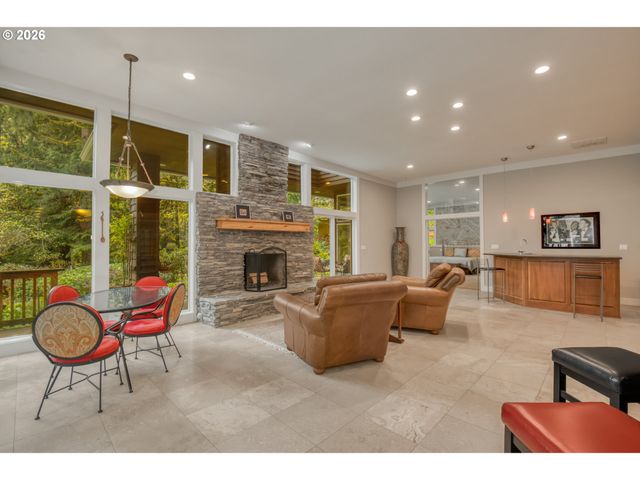 56888 Nw STRASSEL Rd, Forest Grove, OR 97116