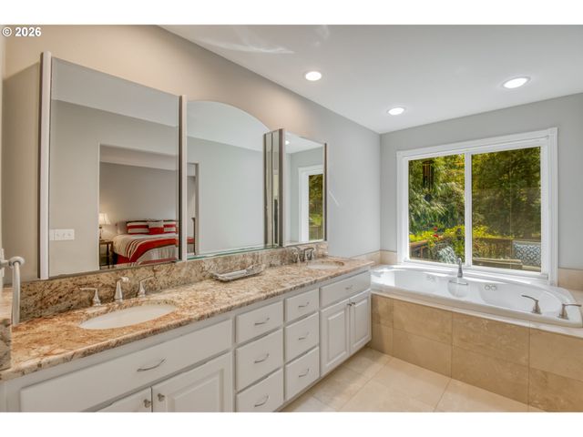 56888 Nw STRASSEL Rd, Forest Grove, OR 97116