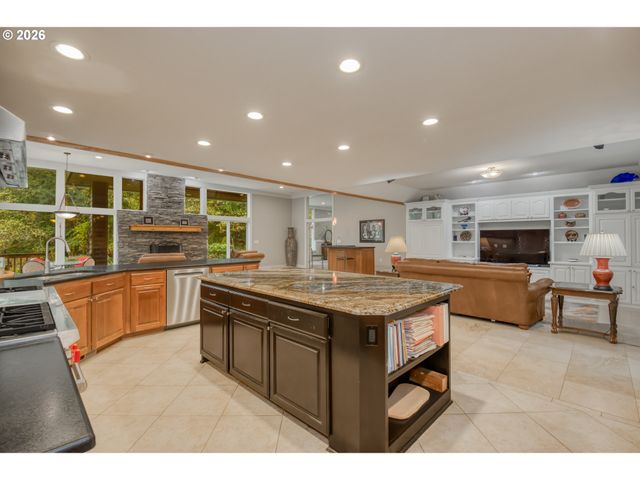 56888 Nw STRASSEL Rd, Forest Grove, OR 97116